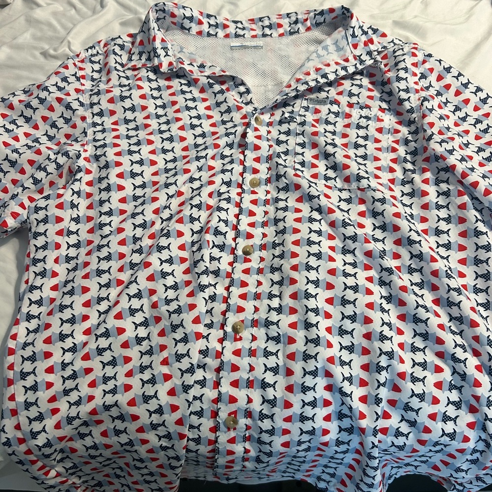 Columbia fishing shirt.
